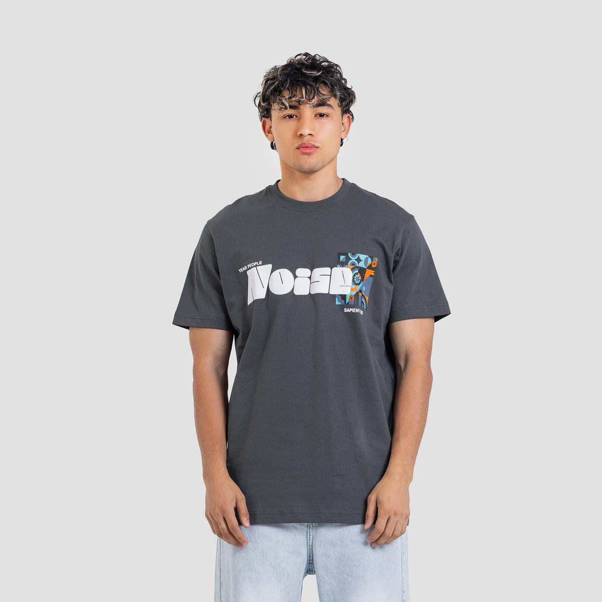 Noisy Waves Tee